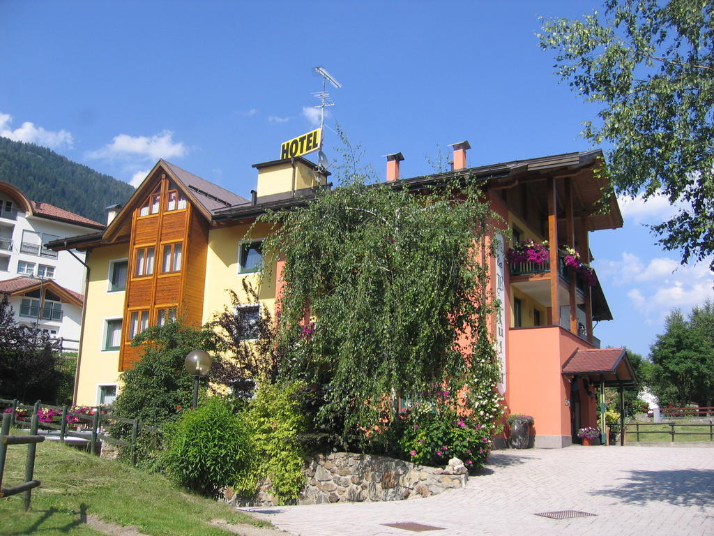 Animae Natura Hotel & Chalet Mezzana  Exterior foto